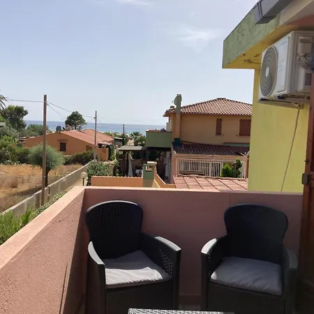 Casa Marina , 85mt From Solanas Beach, Villasimius